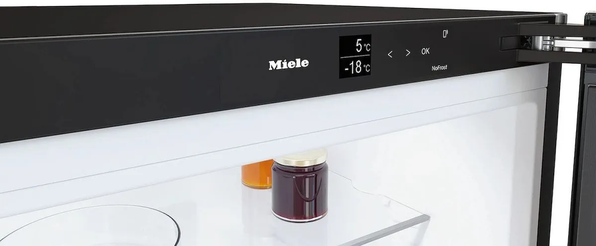 Miele KFN4795DD 372 Litre Freestanding Fridge-Freezer with DailyFresh and NoFrost - BlackSteel Door